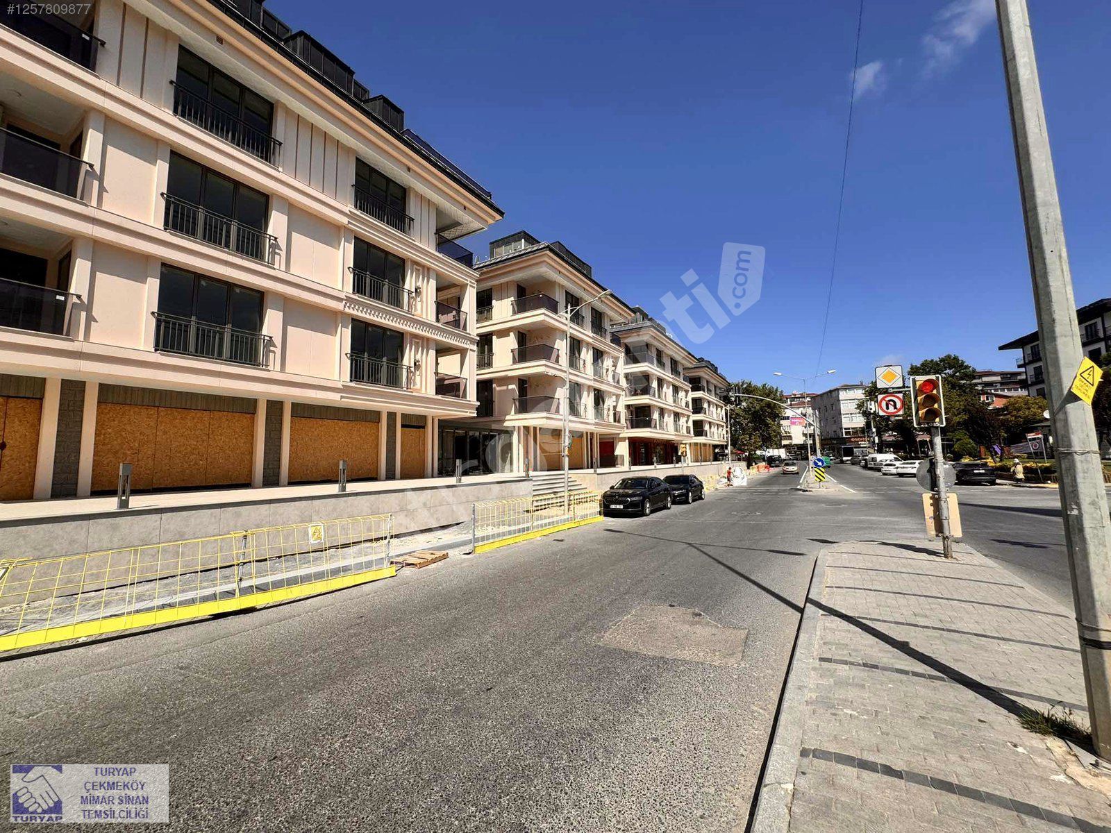 ÇENGELKÖY MEYDAN PROJESİNDE KİRALIK 2+1 ARA KAT DAİRE