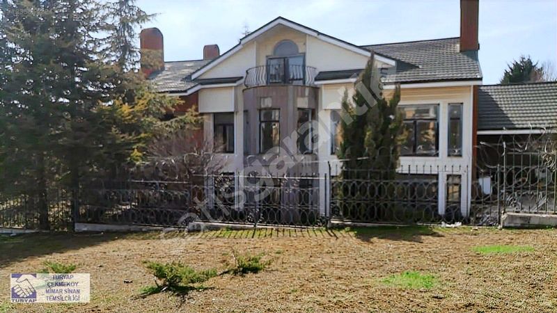 -FIRSAT- İNCEK GÖL KONAKLARI- 1500m2 BAHÇE-NATAMAM VİLLA-