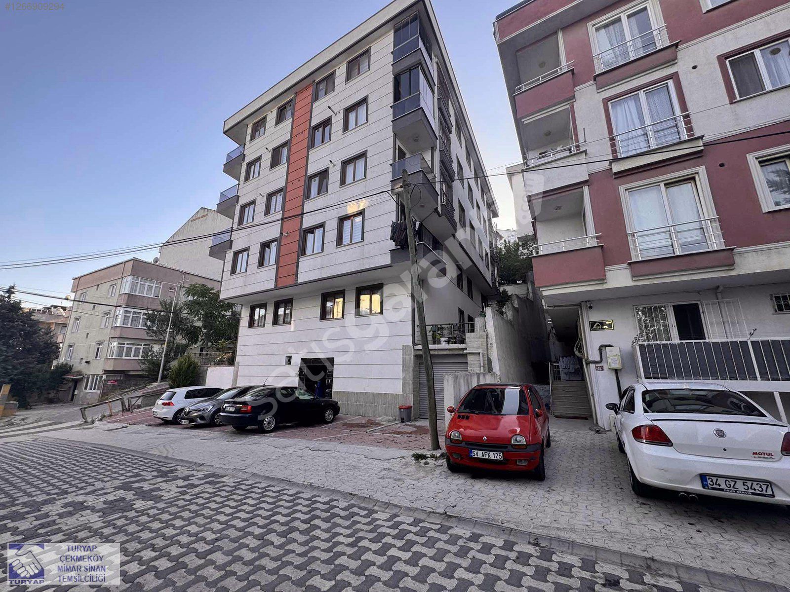 SANCAKTEPE FATİH MAHALLESİNDE SATILIK 3+1 MANZRALI DUBLEKS DAİRE