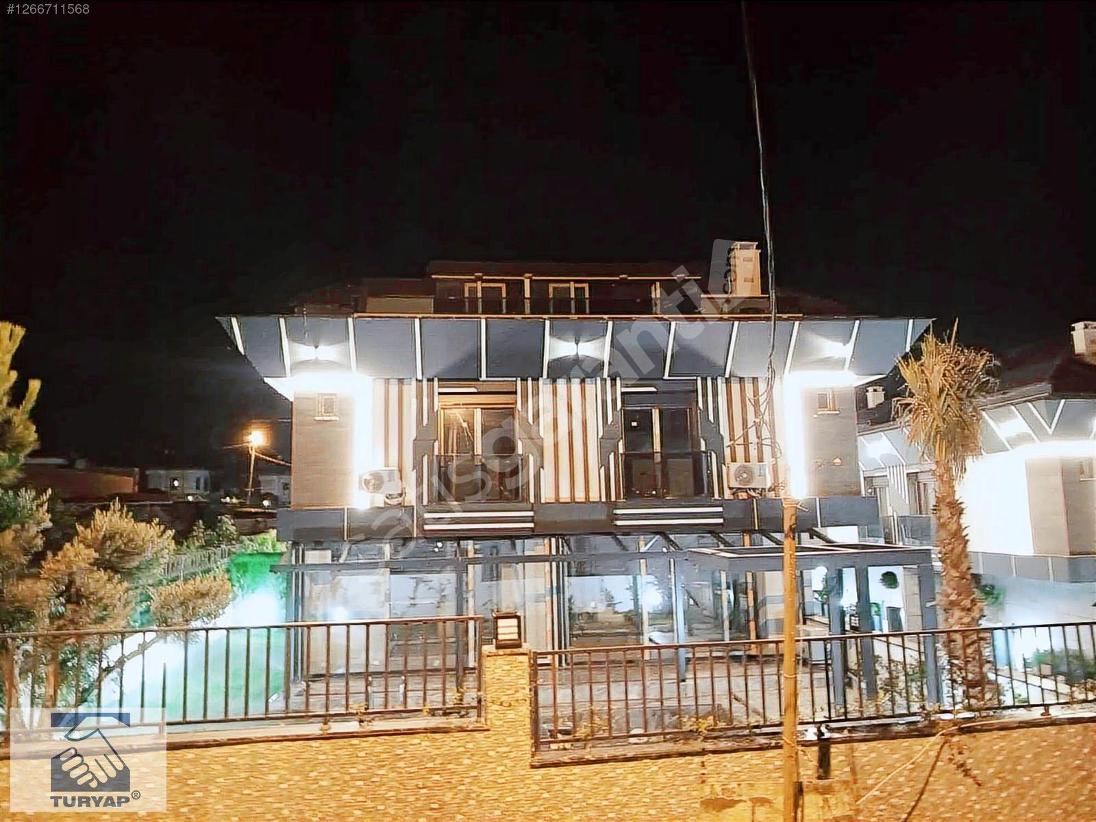 İSTANBUL BEYLİKDÜZÜ SATILIK VİLLA