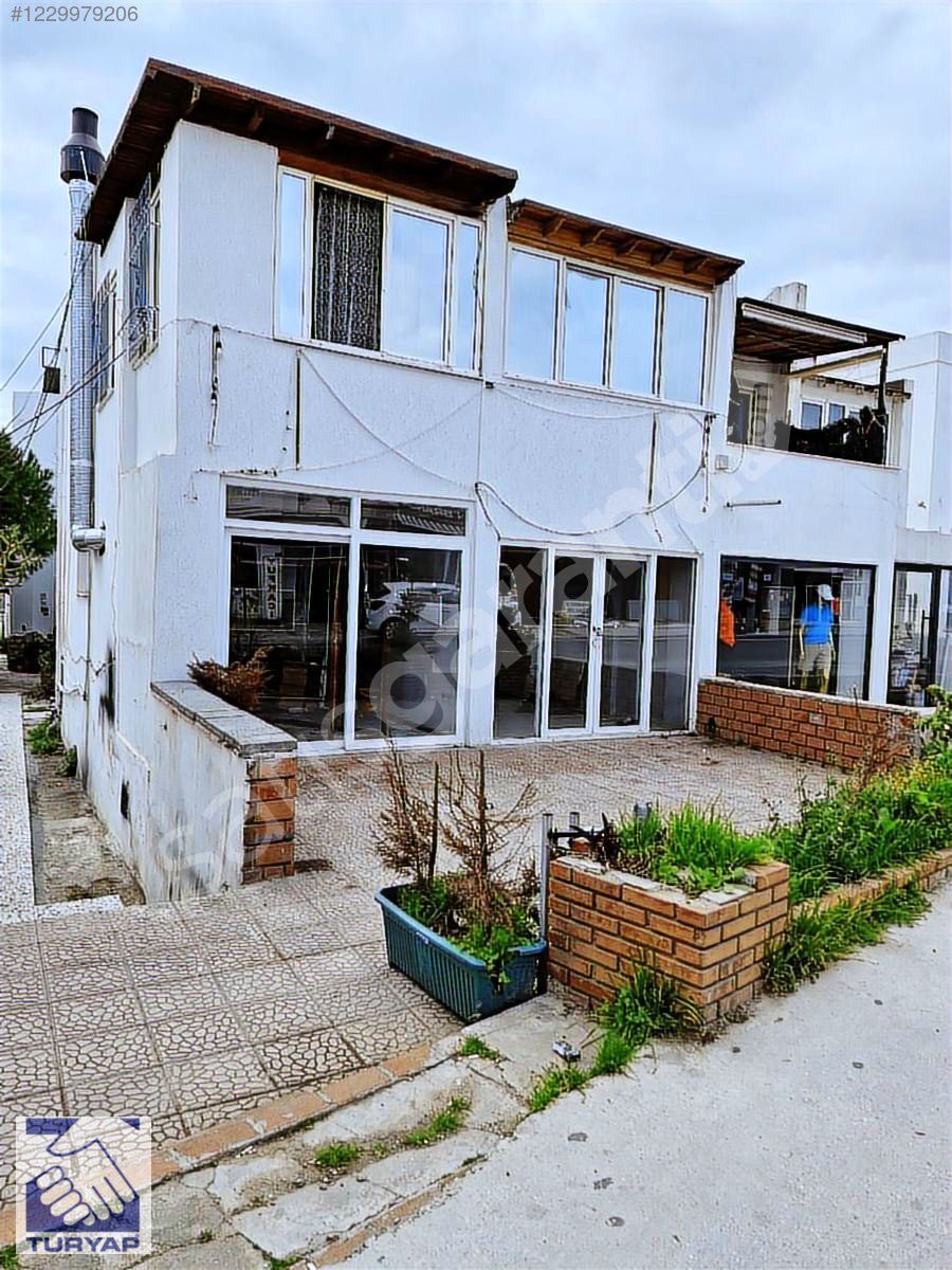 MUĞLA BODRUM ESKİÇEŞMEDE SATILIK EŞYALI KONUT (TİCARİ RUHSATLI)