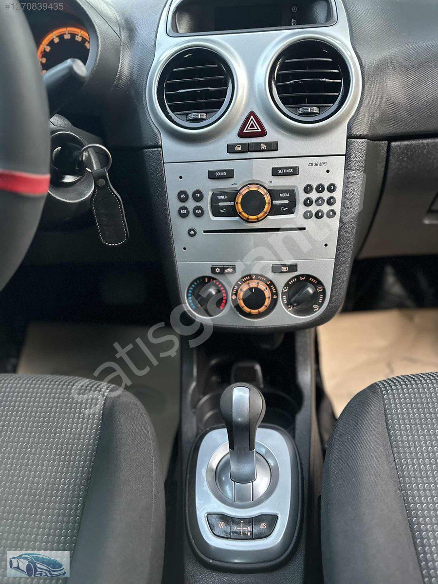 2012 DÜŞÜK KM OTOMATİK OPEL CORSA K KARTI 12 TAKSİT