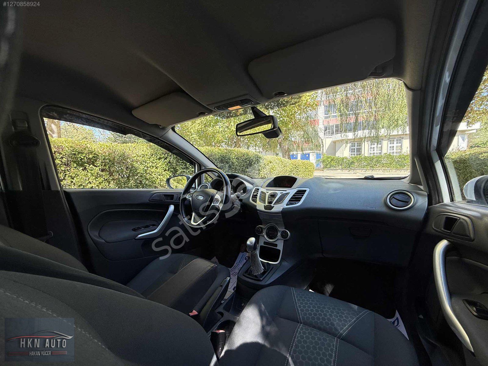 2011 FORD FİESTA TİTANIUM-X MOTOR YÜRÜYEN 1.SINIF