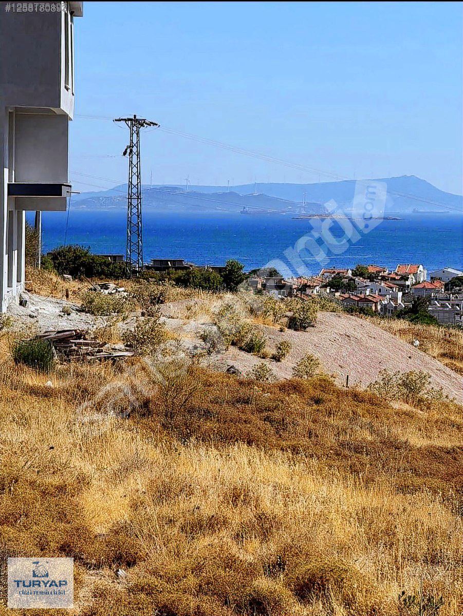 Dikili Çandarlı Mahalles'inde Villa imarlı Satılık Arsa