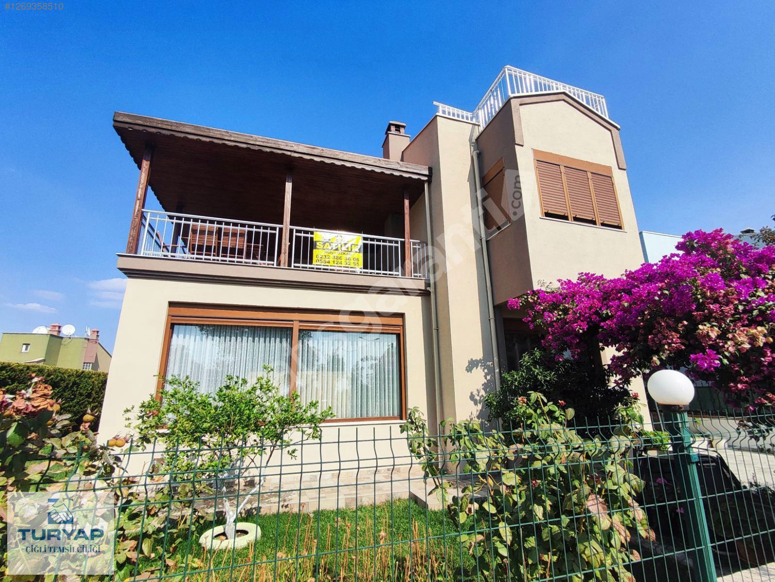 Menemen Villakent Mahallesi'nde Satılık 5+1 Villa