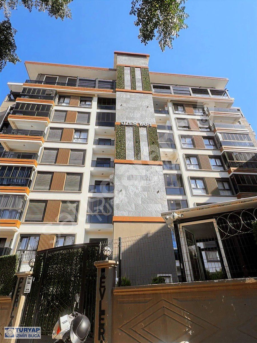 TURYAP BUCA'DAN PERLA EVLERİNDE LÜX DAİRE