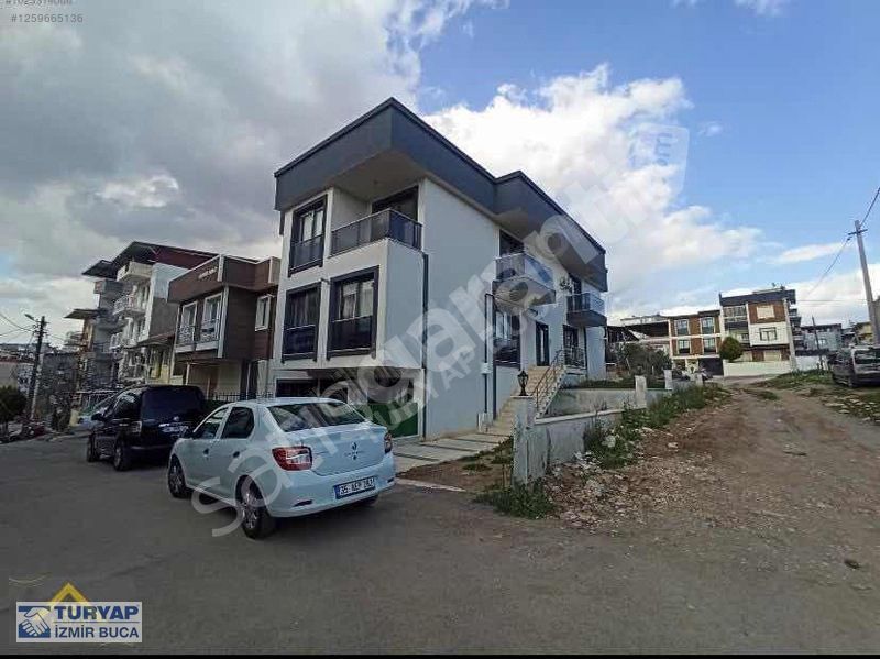 TURYAP BUCA'DAN ADATEPE MAH.DE YÜKSEK GİRİŞLİ 1+1 DAİRE