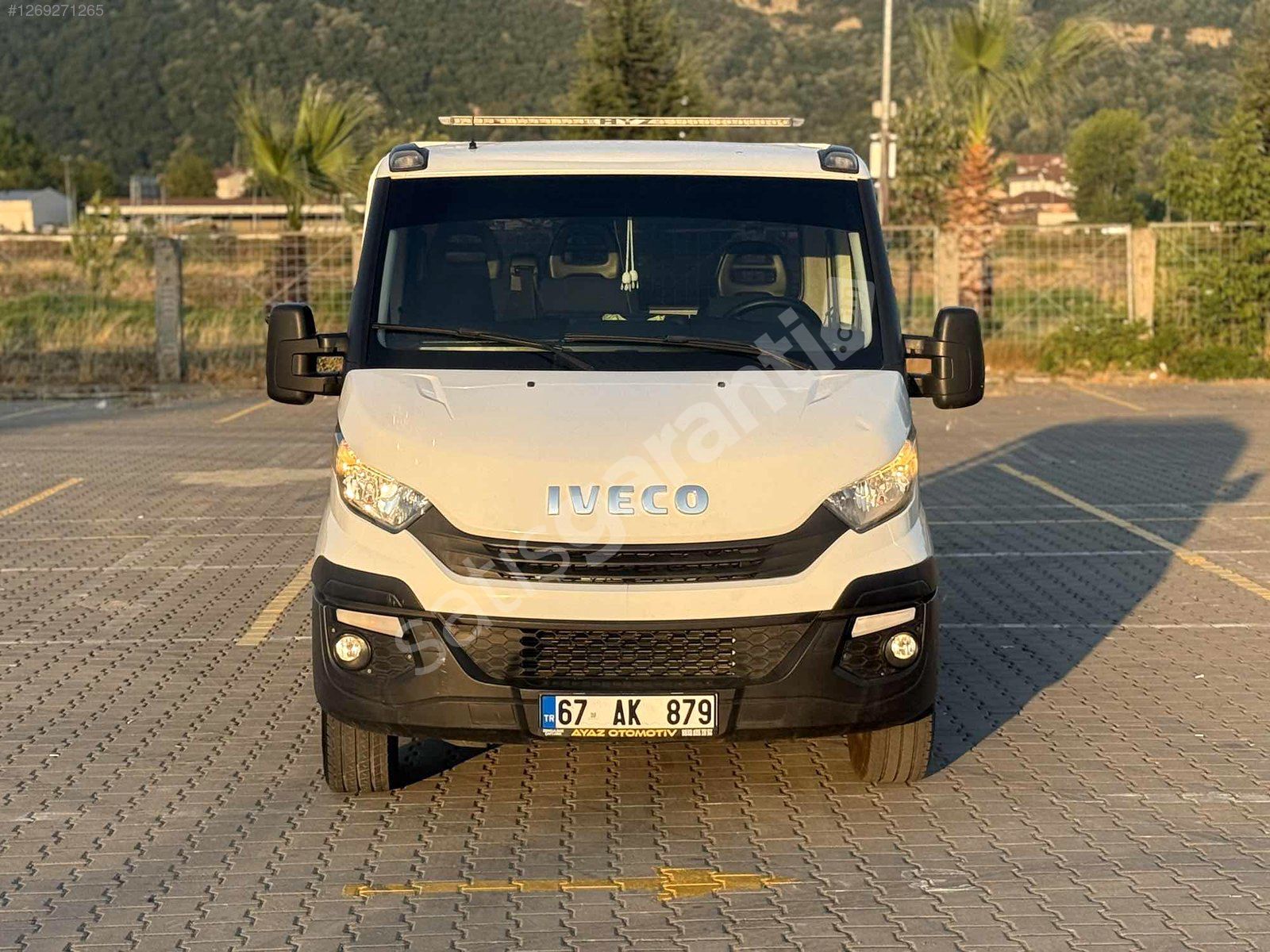 2017 MODEL 2.3DAİLY KAMYONET KURTARİCİ