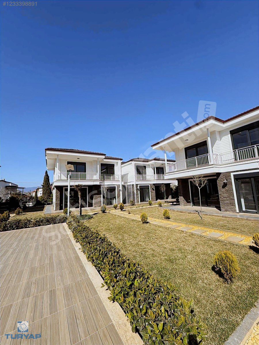 Burhaniye Turyap'tan Satılık 3+1 Villa
