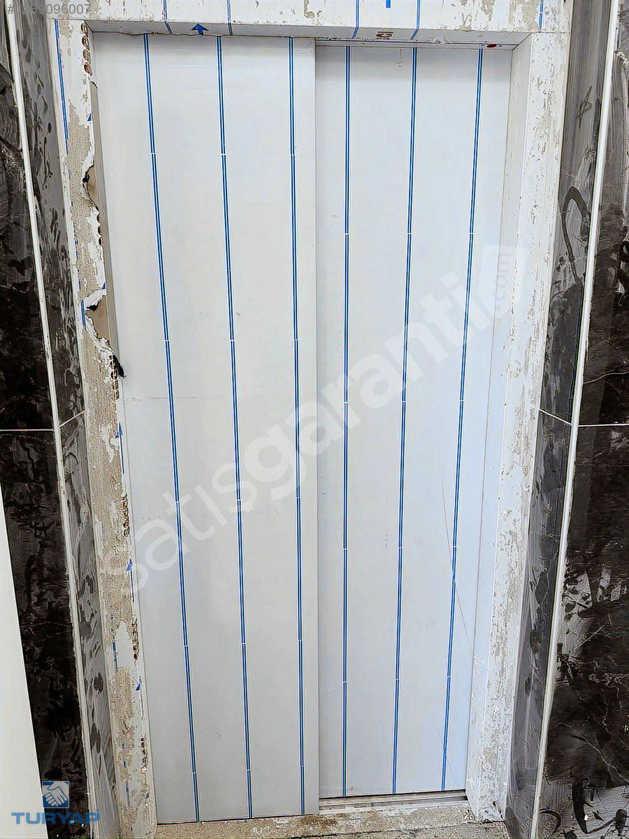BURHANİYE BADEM ALANI MEVKİSİNDE SATILIK 2+1 KAPALI MUTFAK DAİRE