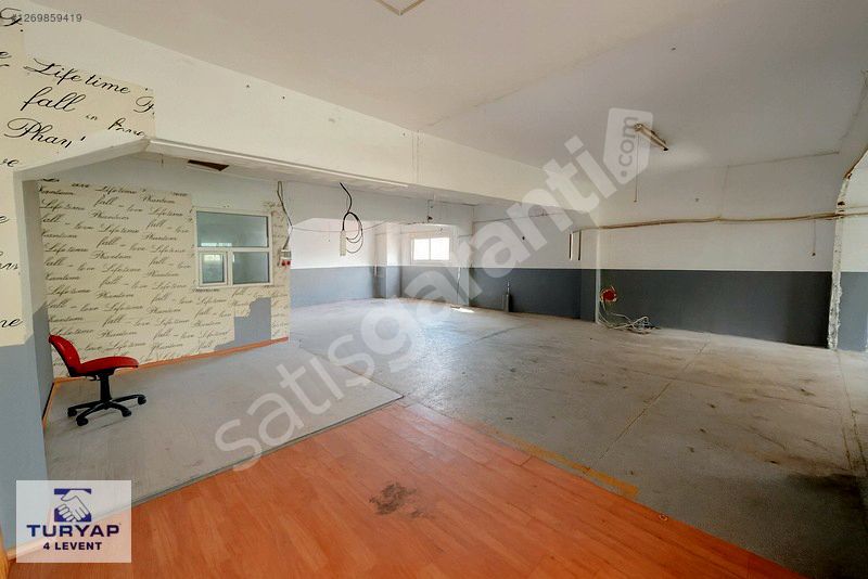 SANAYİ SİTESİNDE GENİŞ 130m² OFİS-BÜRO