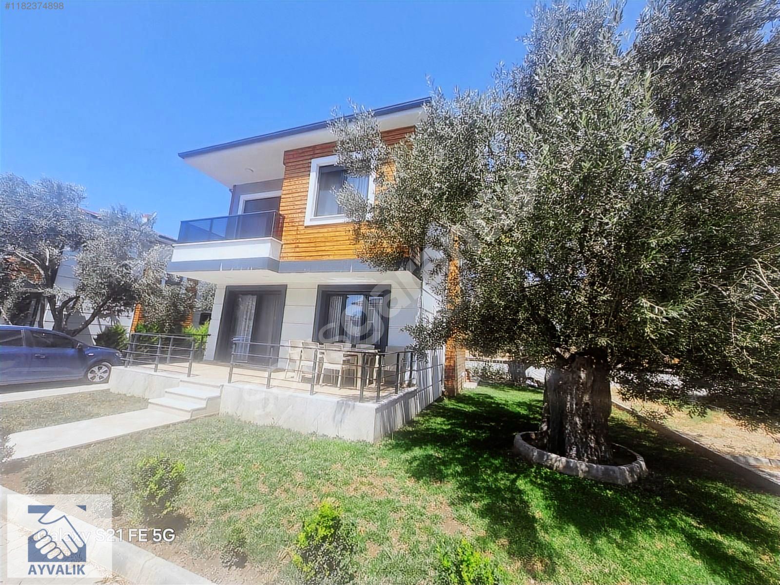 Turyap'tan Küçükköy, Viğla Bölgesinde Site İçerisinde Villa