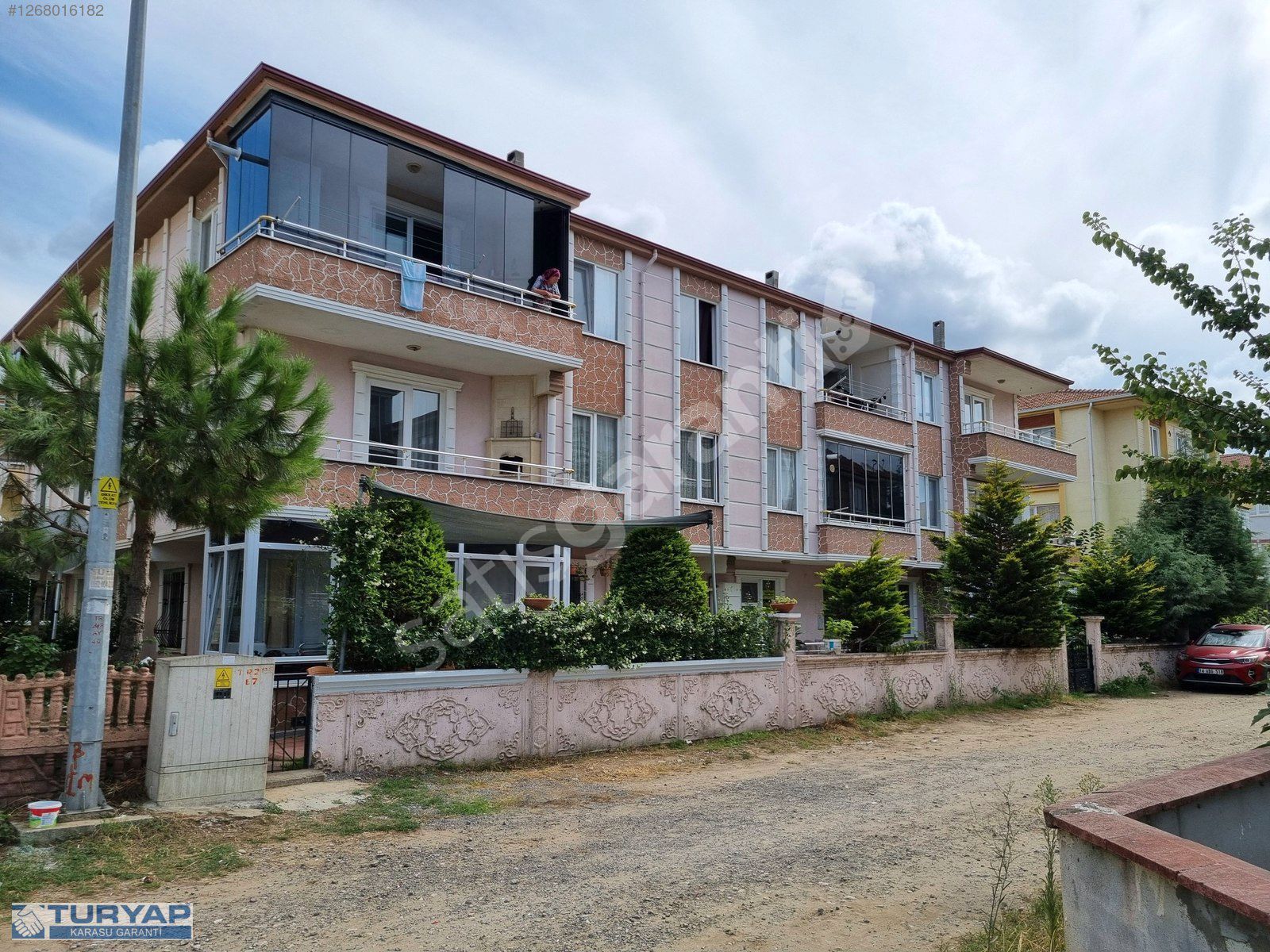 Karasu 32 Evler Mevki Bahçe Kullanımlı Eşyalı Kiralık Daire