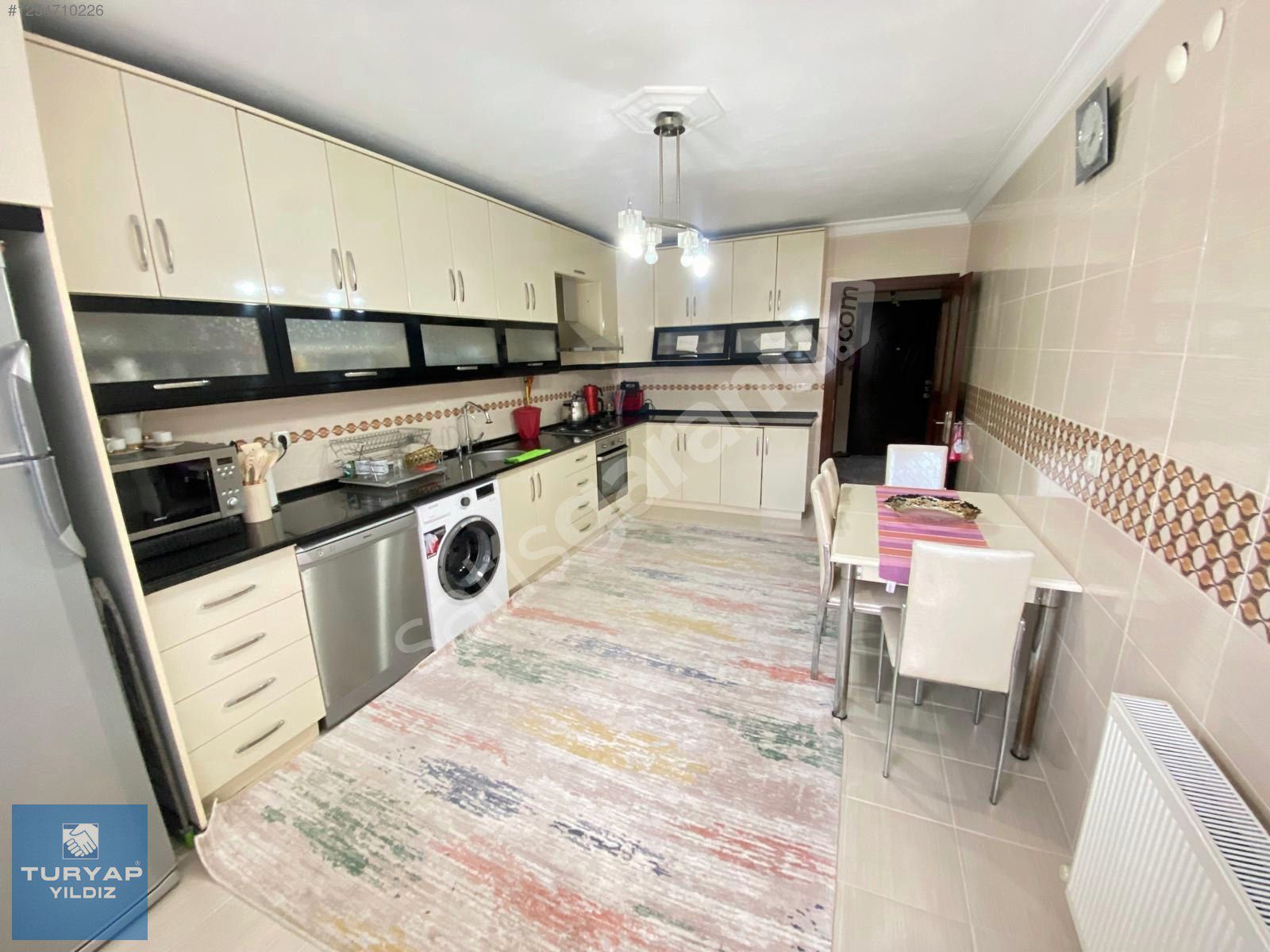 BUCA GÖKSU İZBAN KARŞISI KÖŞE 165 M2 4+1 DOĞALGAZLI GENİŞ DAİRE