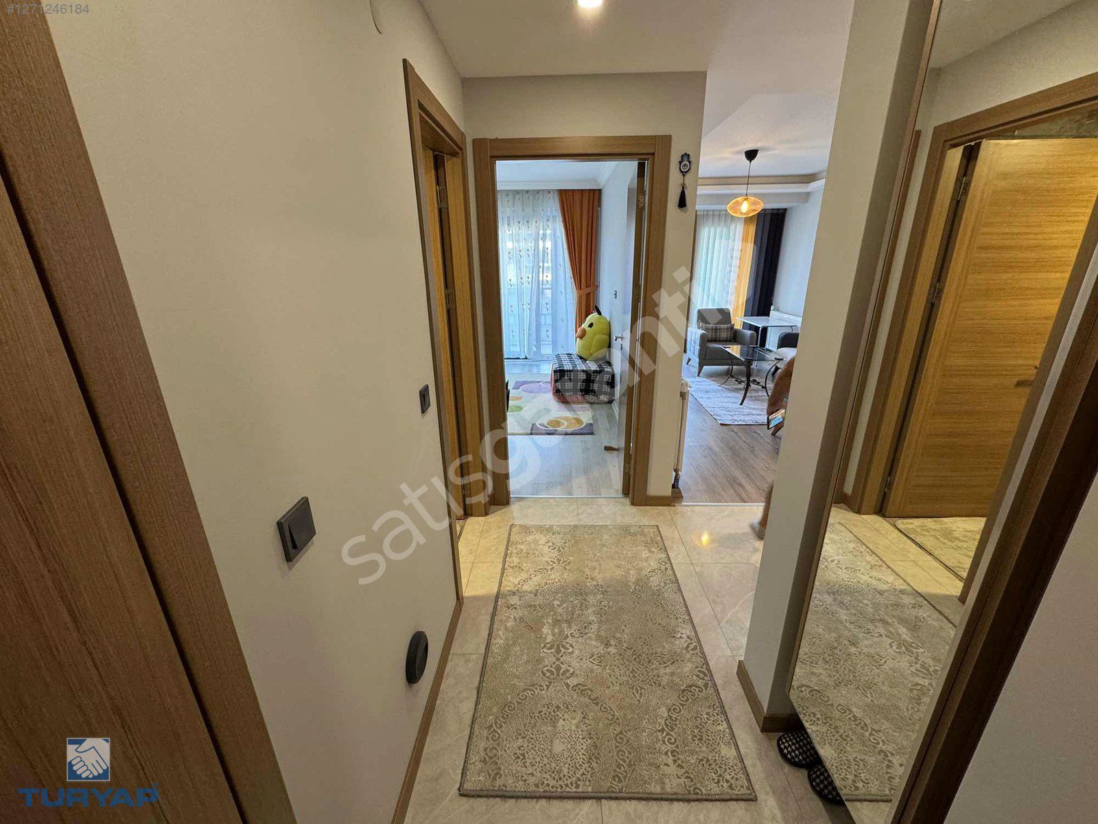 TORBALI İZBAN YAKINI HAVUZLU SİTEDE SATILIK 1+1 DAİRE