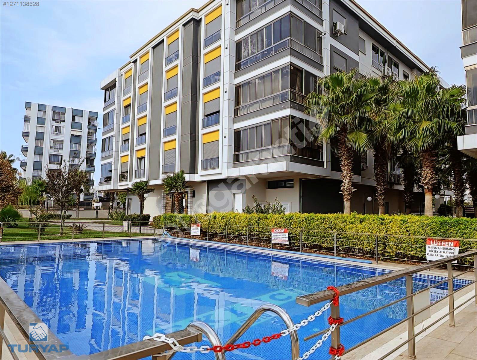 TORBALI'DA EKİNCİ URLA EVLERİ SİTESİNDE SATILIK ULTRA LÜKS DAİRE
