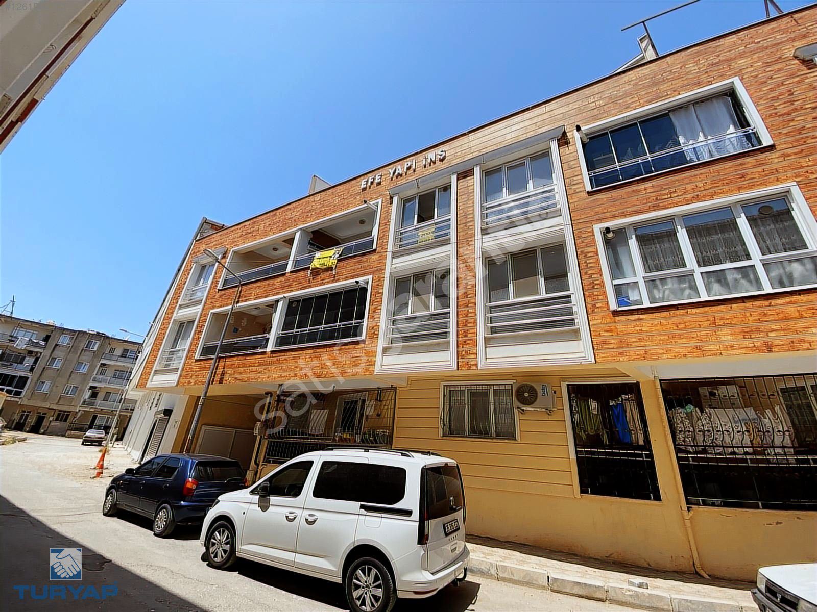 TORBALI TURYAP'TAN 5+1 GENİŞ MERKEZE YAKIN DAİRE