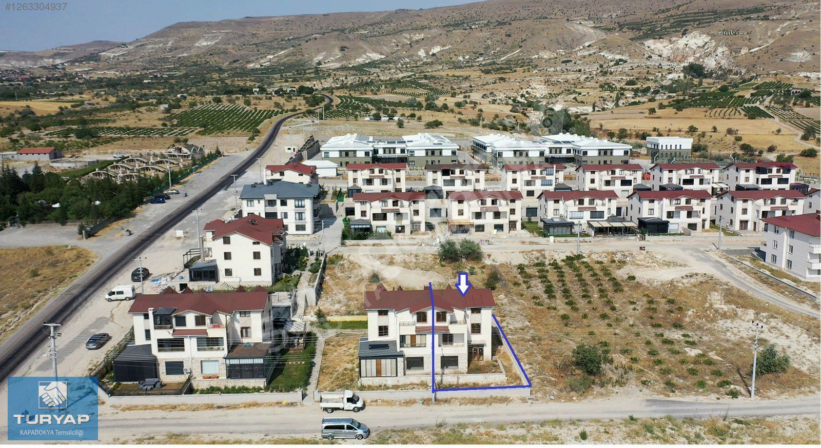 ÜRGÜP - NİSA KENT YAPI KOOPARATİFİNDE KÖŞE PARSEL 7+1 VİLLA