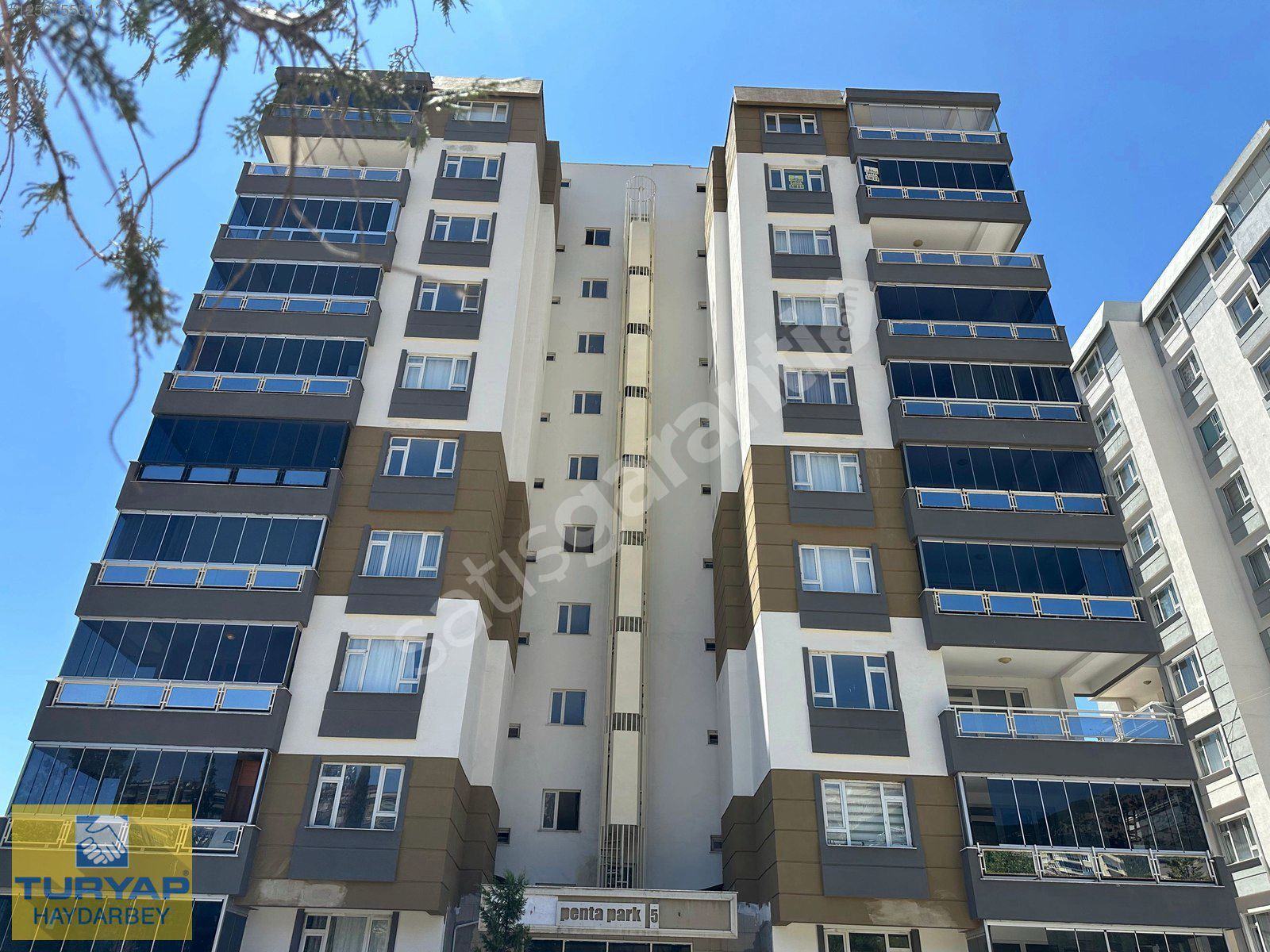 HAYDARBEY TURYAPTA PENTAPARK SİTESİNDE GENİŞ 4+1 DAİRE