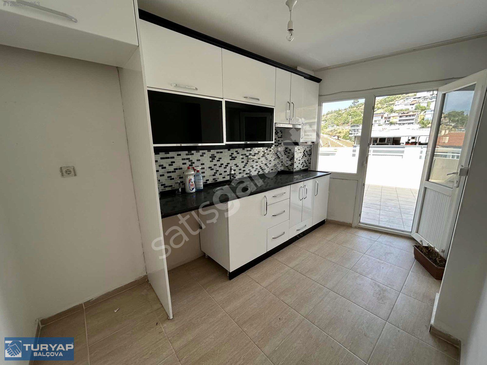 Çetin Emeç Mah. Bakımlı 2+1 Kiralık Daire