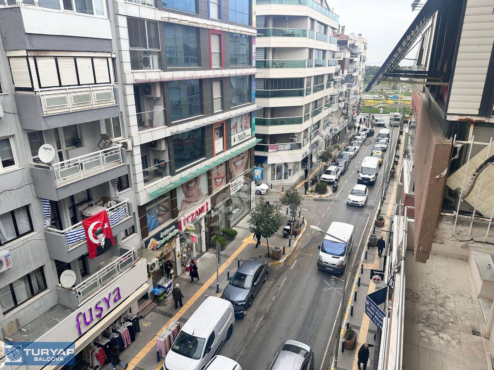 Ata Caddesi Üzerinde, Metroya Yürüme Mesafesinde Ferah 3+1 Daire
