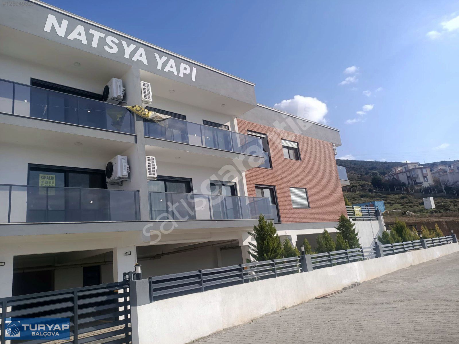 GÜZELBAHÇE YELKİ'DE KAPALI MUTFAKLI ARA KAT SIFIR 3+1 DAİRE