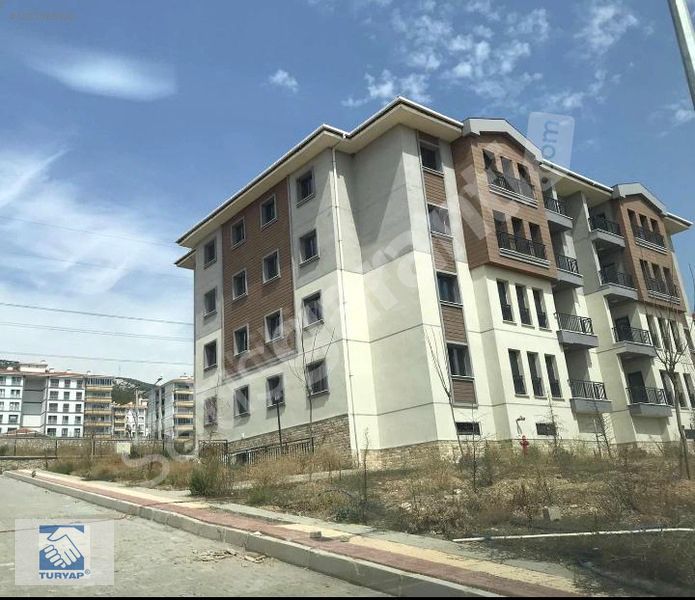 Kemalpaşa Çambel Toki Konutlarında 3+1 Satılık Daire