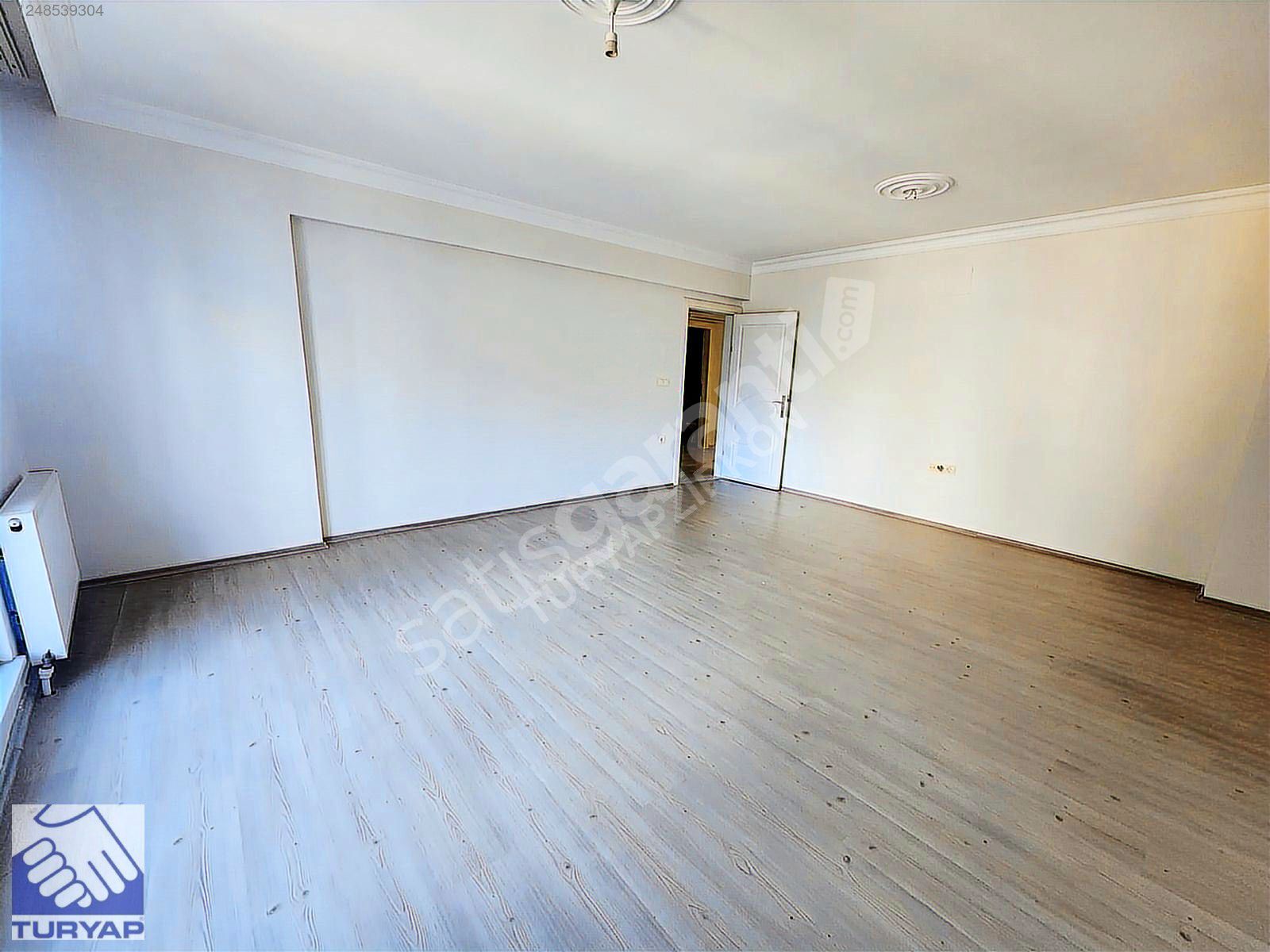 ÇİFTLİKÖNÜ'NDE ARA KAT,FERAH,ASANSÖRLÜ BOŞ 3+1 SATILIK DAİRE