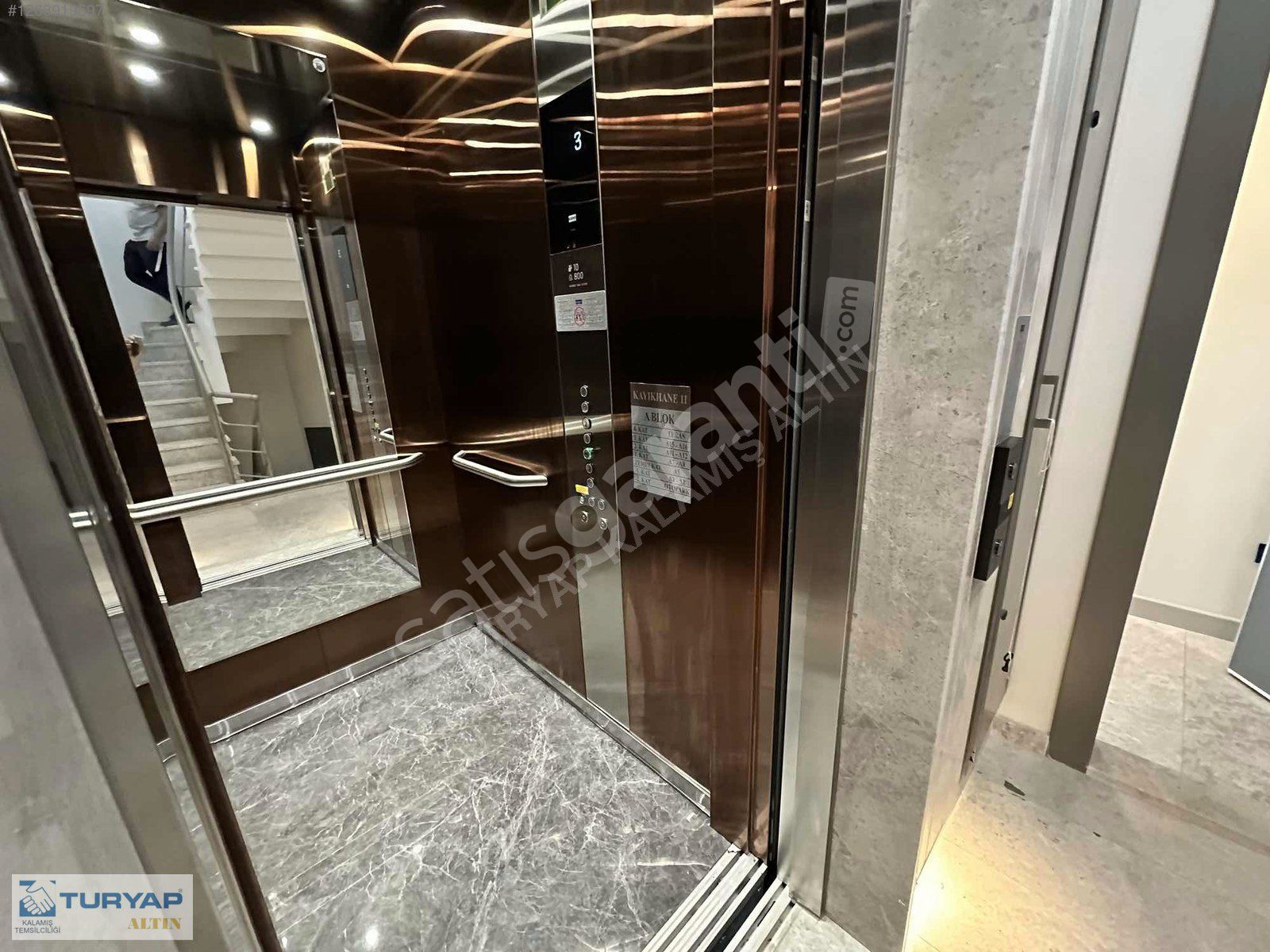 Yalı parseli alçak katlı sıfır siteiçi 7/24 güvenlik deniz manz.