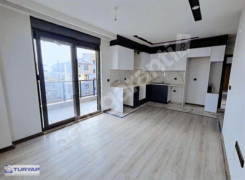 ALTINTAŞTA GENİŞ ,HAVUZLU LÜKS 1+1 DAİREMİZ SATILIKTIR