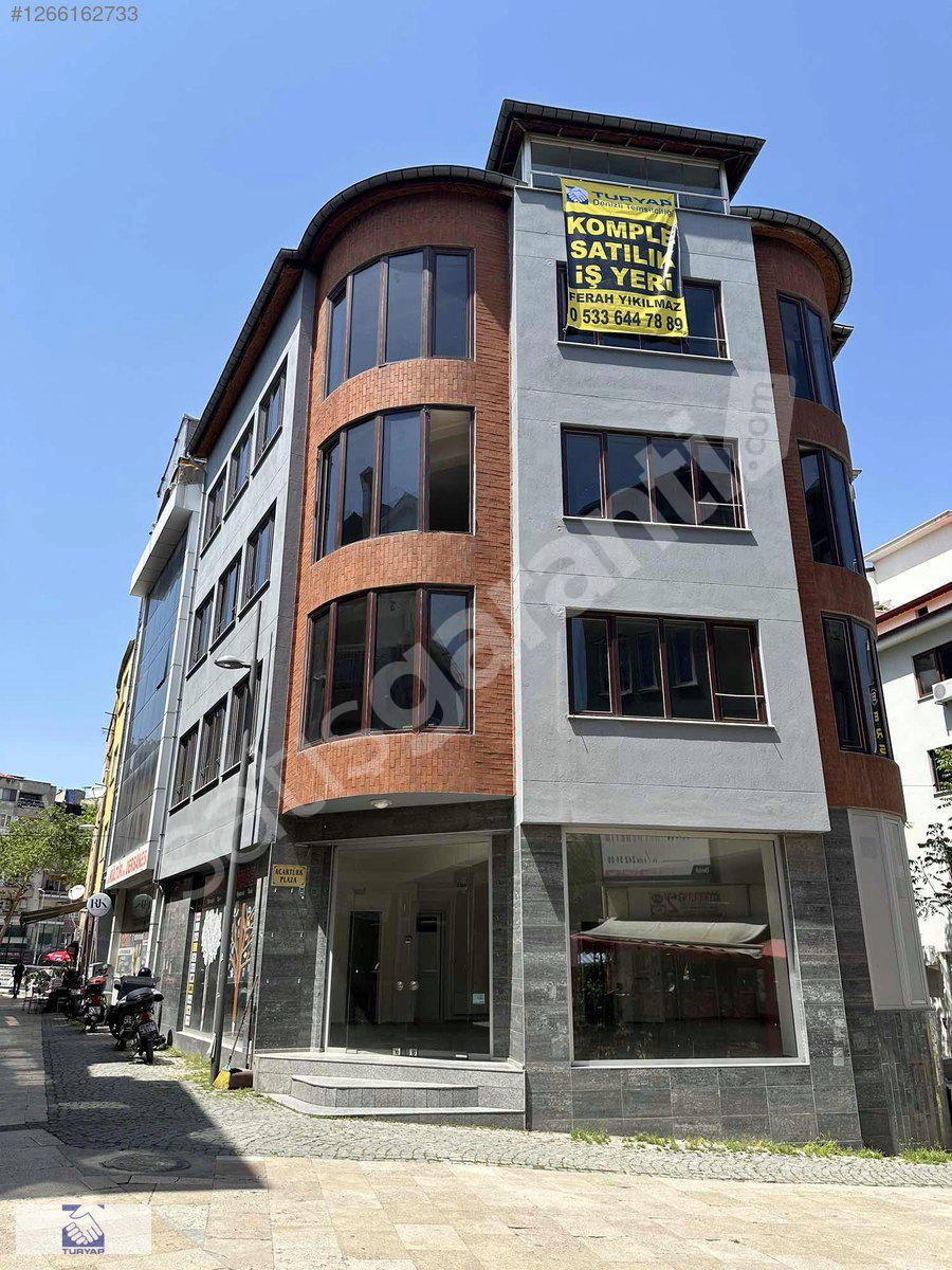 ÇINARDA KOMPLE KİRALIK BİNA