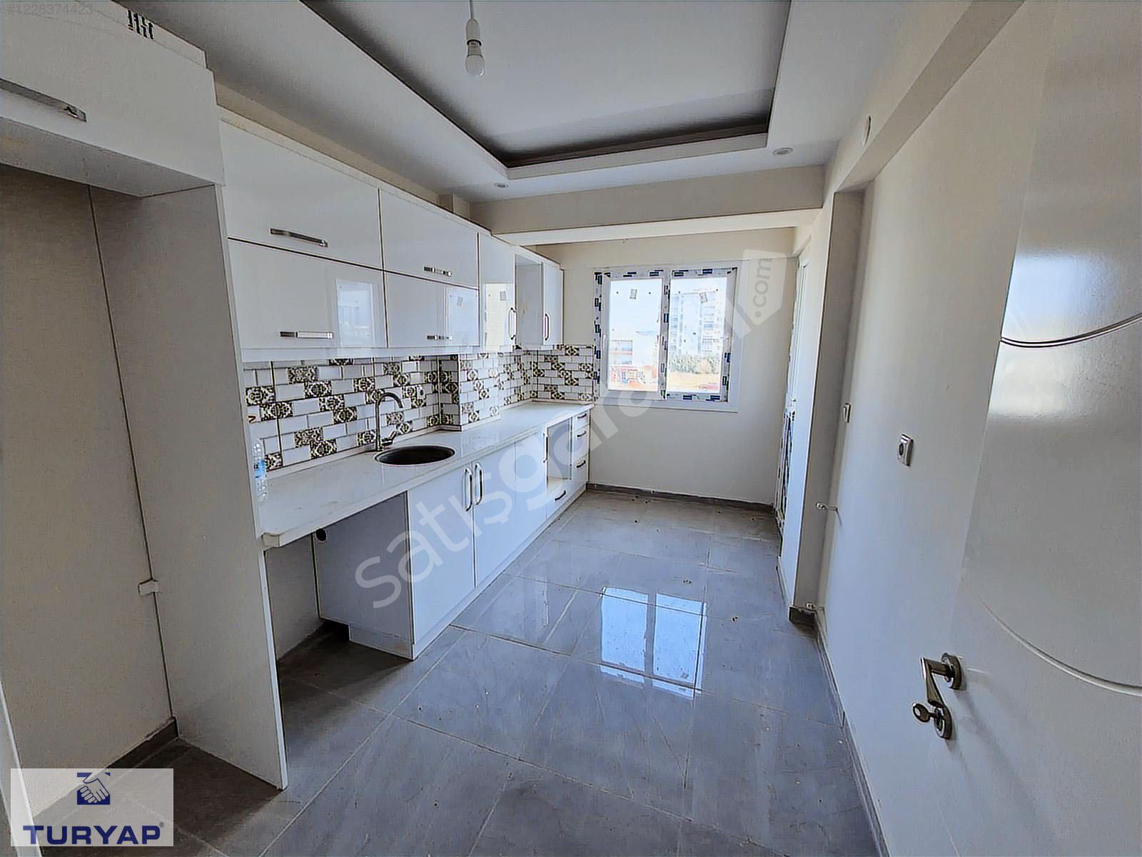 GAZİEMİR TURYAPTAN 2+1 SATILIK DAİRE