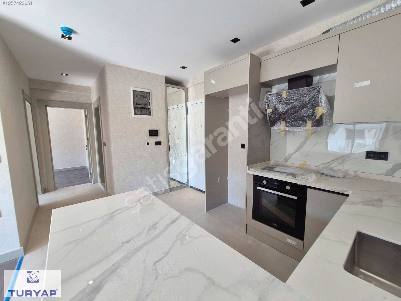 GAZİEMİR TURYAPTAN SIFIR 2+1 DAİRE