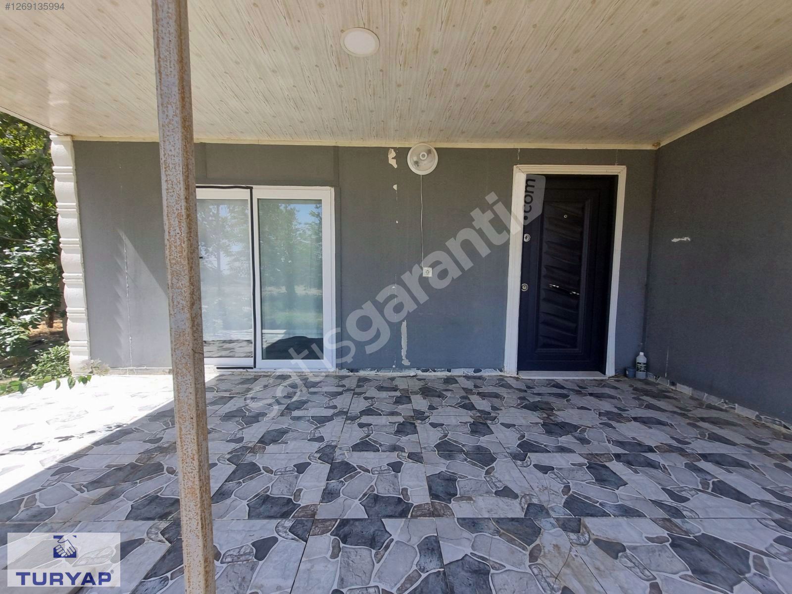 BAYINDIR ELİFLİ MAHALLESİNDE SATILIK 5.400 M2 TARLA