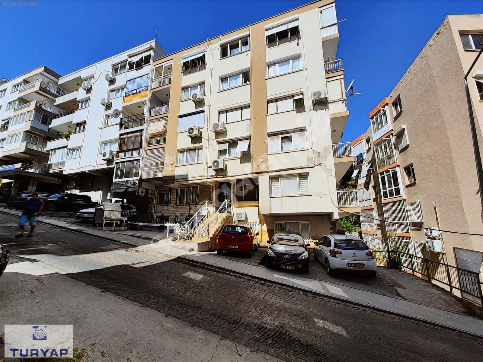 GÖZTEPE SAHİLE 200 MT.ARAKAT TADİLATLI 2+1 SATILIK DAİRE