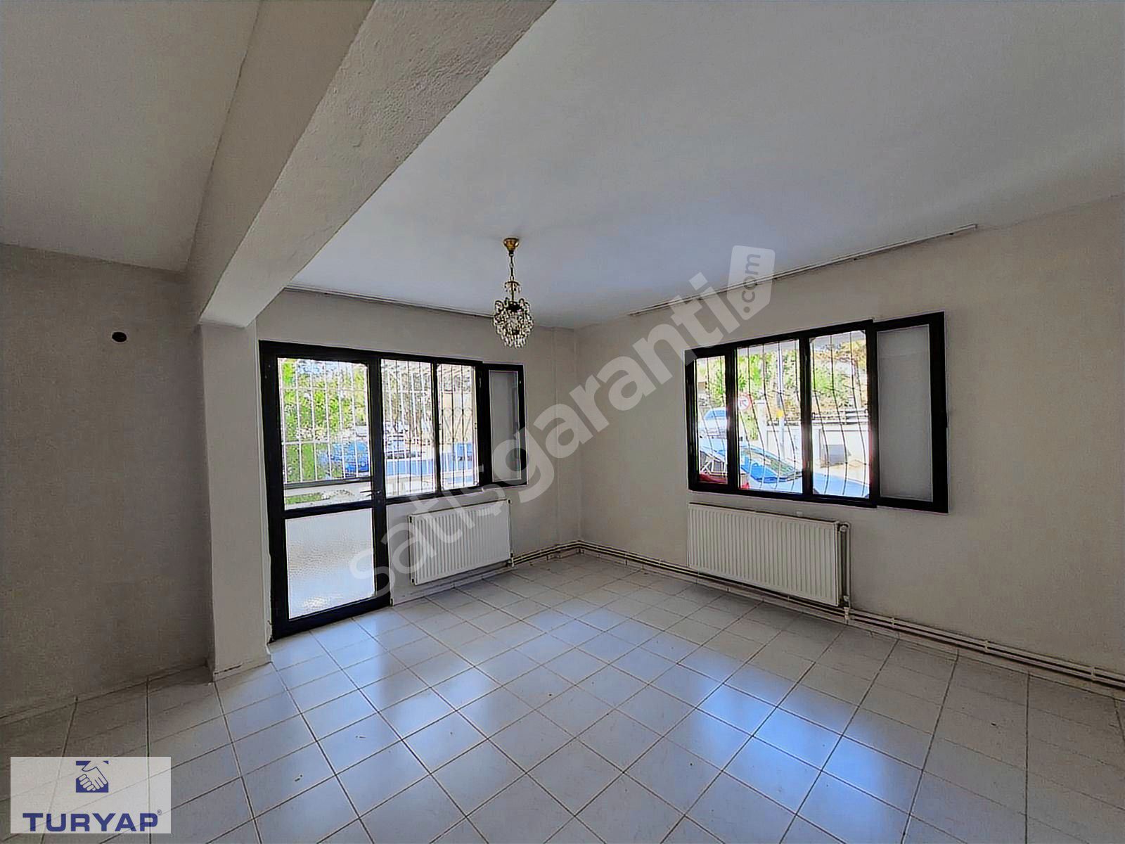GAZİEMİR TURYAPTAN YEŞİL MAHALLE MERKEZİ KONUMDA KİRALIK DAİRE
