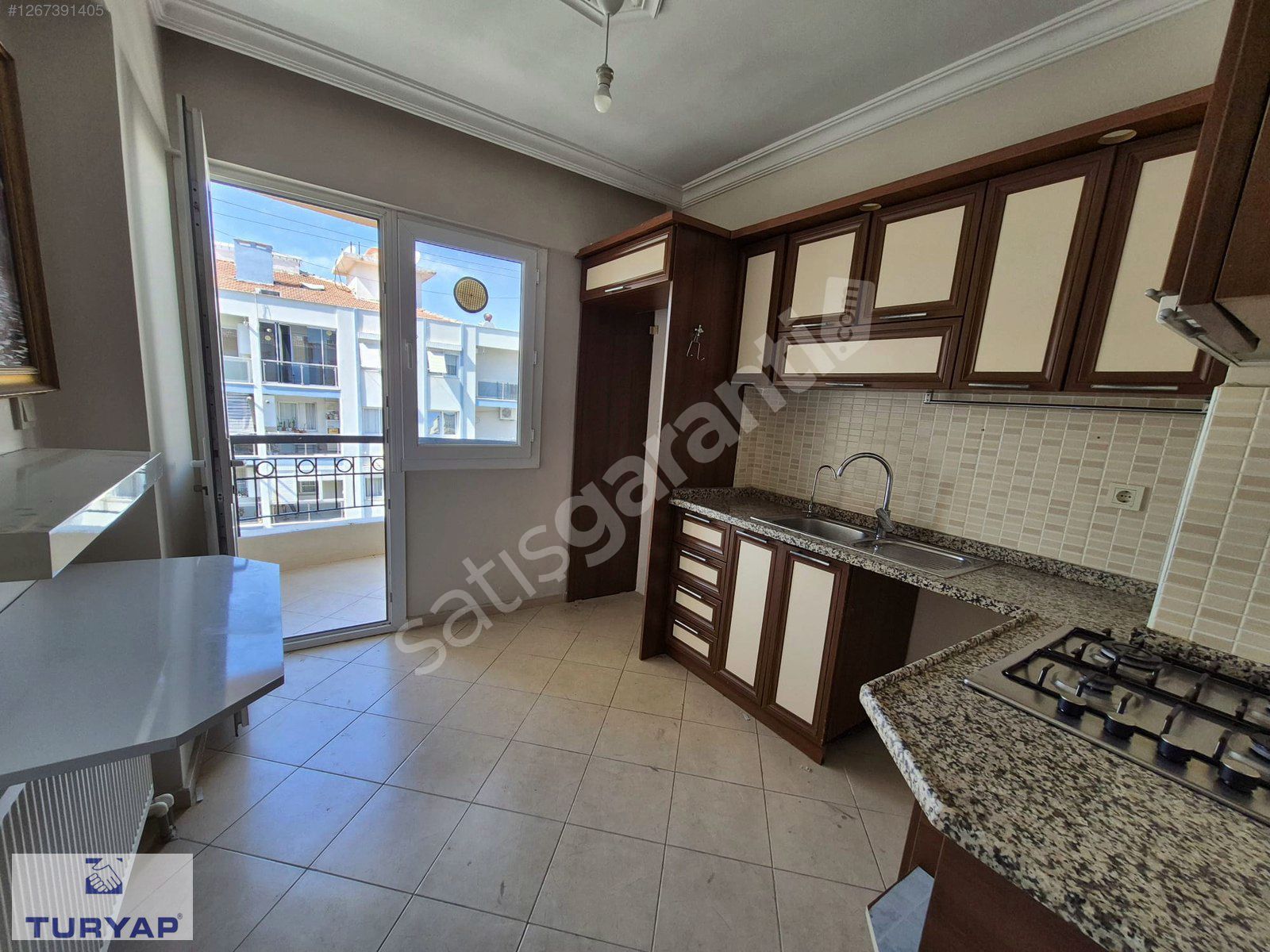 GAZİ MAH.MERKEZİ LOKASYONDA SATILIK 3+1 DAİRE(DAİRE BOŞTUR)