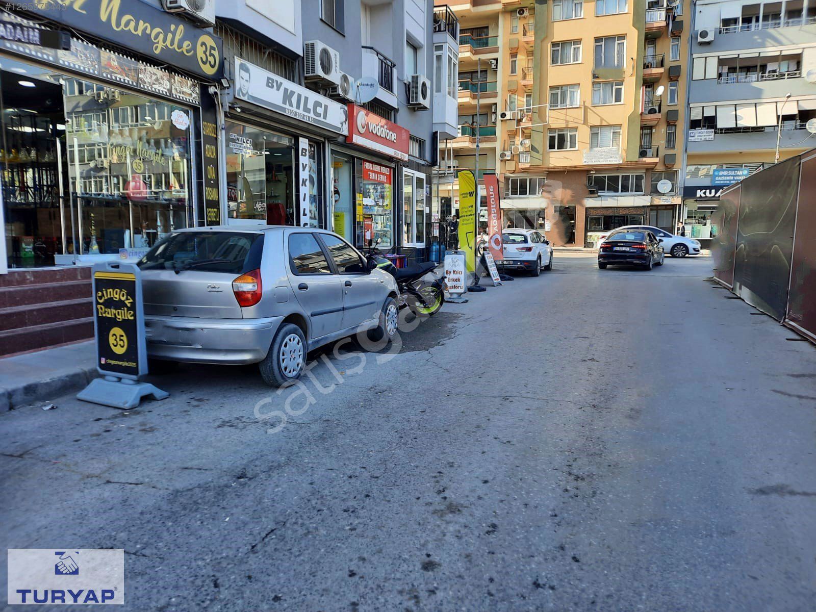 Gaziemir Çarşı Merkezinde Tabela Değeri Olan Satılık İş Yeri