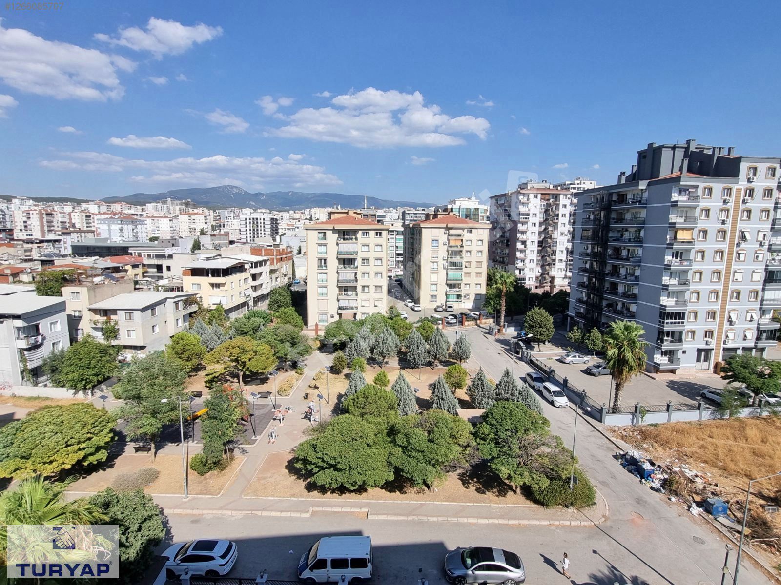 Buca Batı Çıkış Yakını Önü Açık, Ferah Satılık 3+1 BOŞ Daire.
