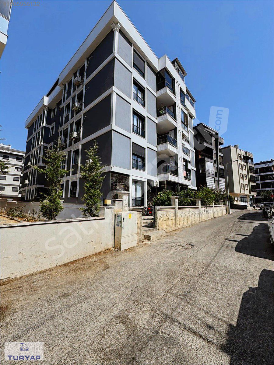 GAZİEMİR TURYAPTAN GAZİ MAHALLESİ 3+1 LÜKS SATILIK DAİRE