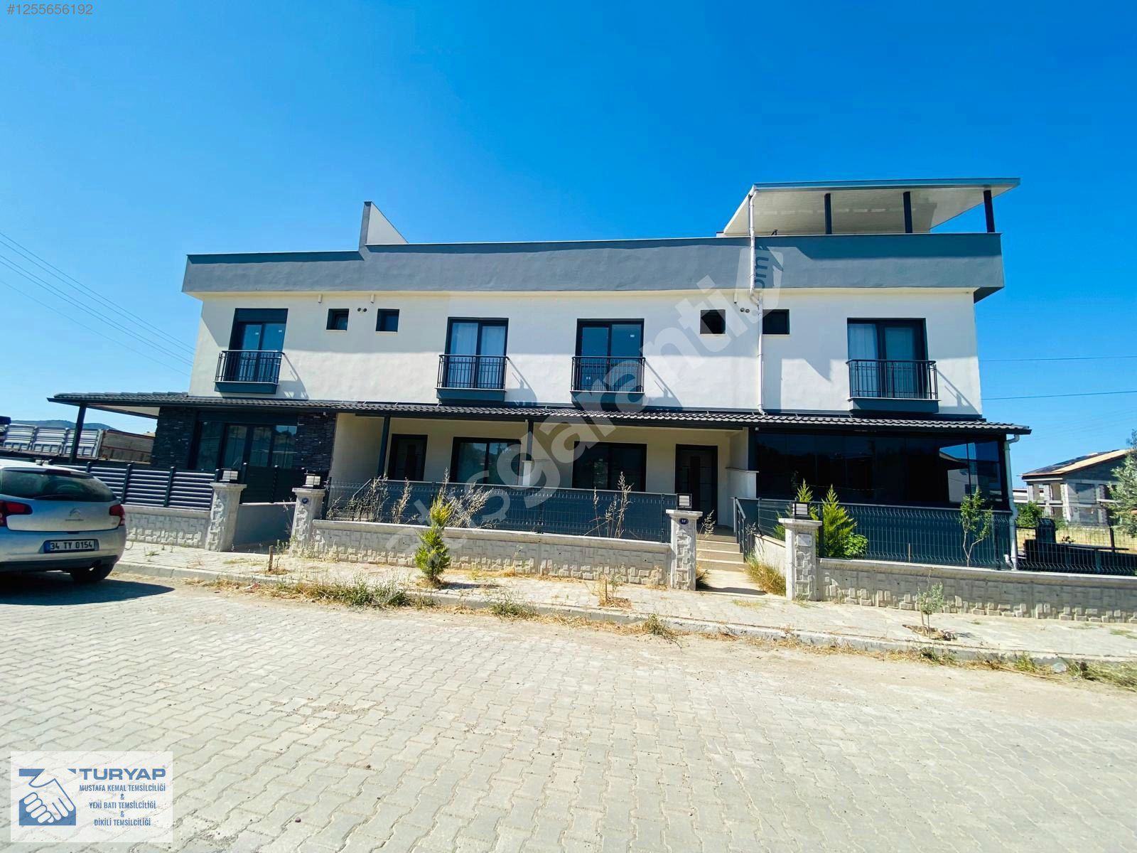 DİKİLİ MERKEZDE 3+1 SIFIR TRİBLEX VİLLA SATILIK