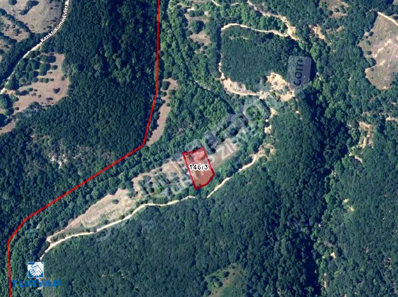 ÇANAKKALE BİGA YOLİNDİDE 2.300 m² SATILIK YATIRIMLIK BAHÇE