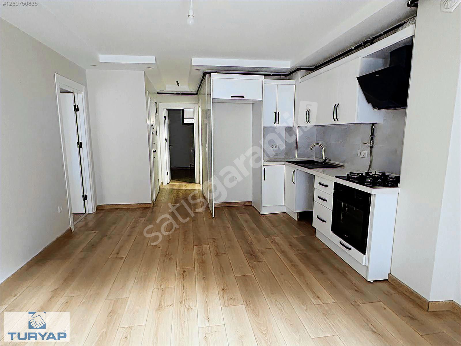 TURYAP'TAN KADIKÖY BAHARİYE CANAN SOKAK KİRALIK 2+1 SIFIR DAİRE