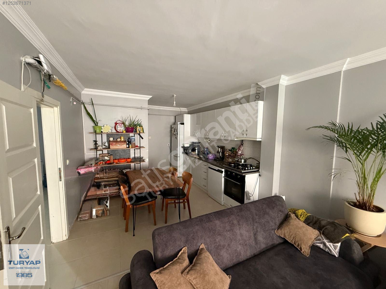 TURYAP'tan İZMİT MERKEZİ KONUMDA 3+1 SATILIK DAİRE