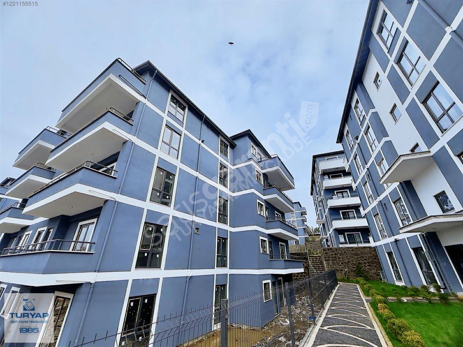 TURYAP'TAN GÖLCÜK MAVİŞEHİR'DE 160 M2 EĞİMSİZ ÇATI DUBLEKS