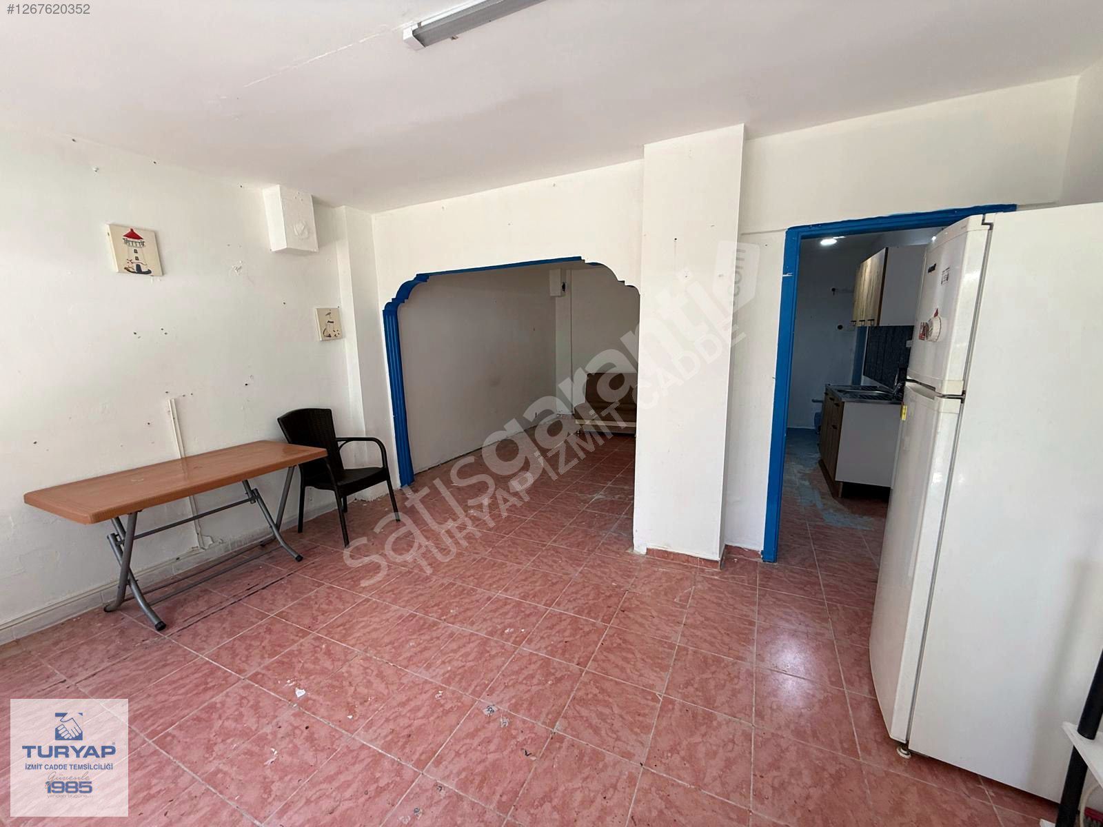 TURYAP^tan İzmit Merkez yola cephe Kiralık Dükkan