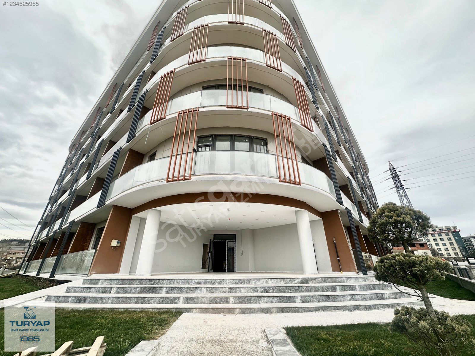 Turyap'tan Truva Rezidans'da 1+1 Havuz Cepheli Satılık Daire