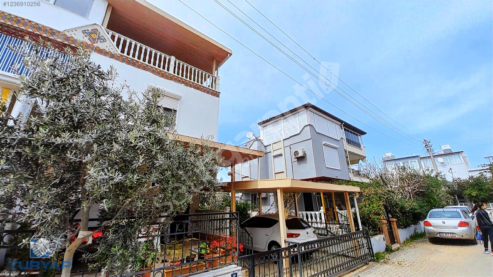 DİDİM SATILIK MÜSTAKİL BAHÇELİ VE OTOPARKLI 3+1 TRİPLEKS VİLLA