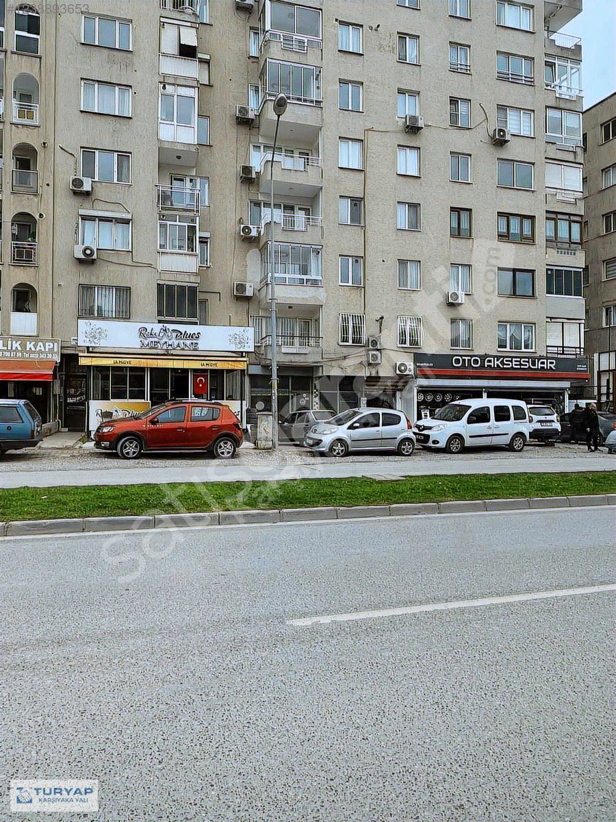Bornova Aşık Veysel Rekreasyon Alanı Karşısı Kiralık Dükkan