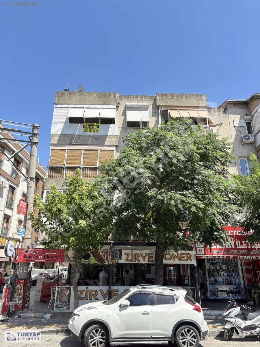 Buca Şirinyer Merkez'de 3+1 130m2 Doğalgazlı Daire